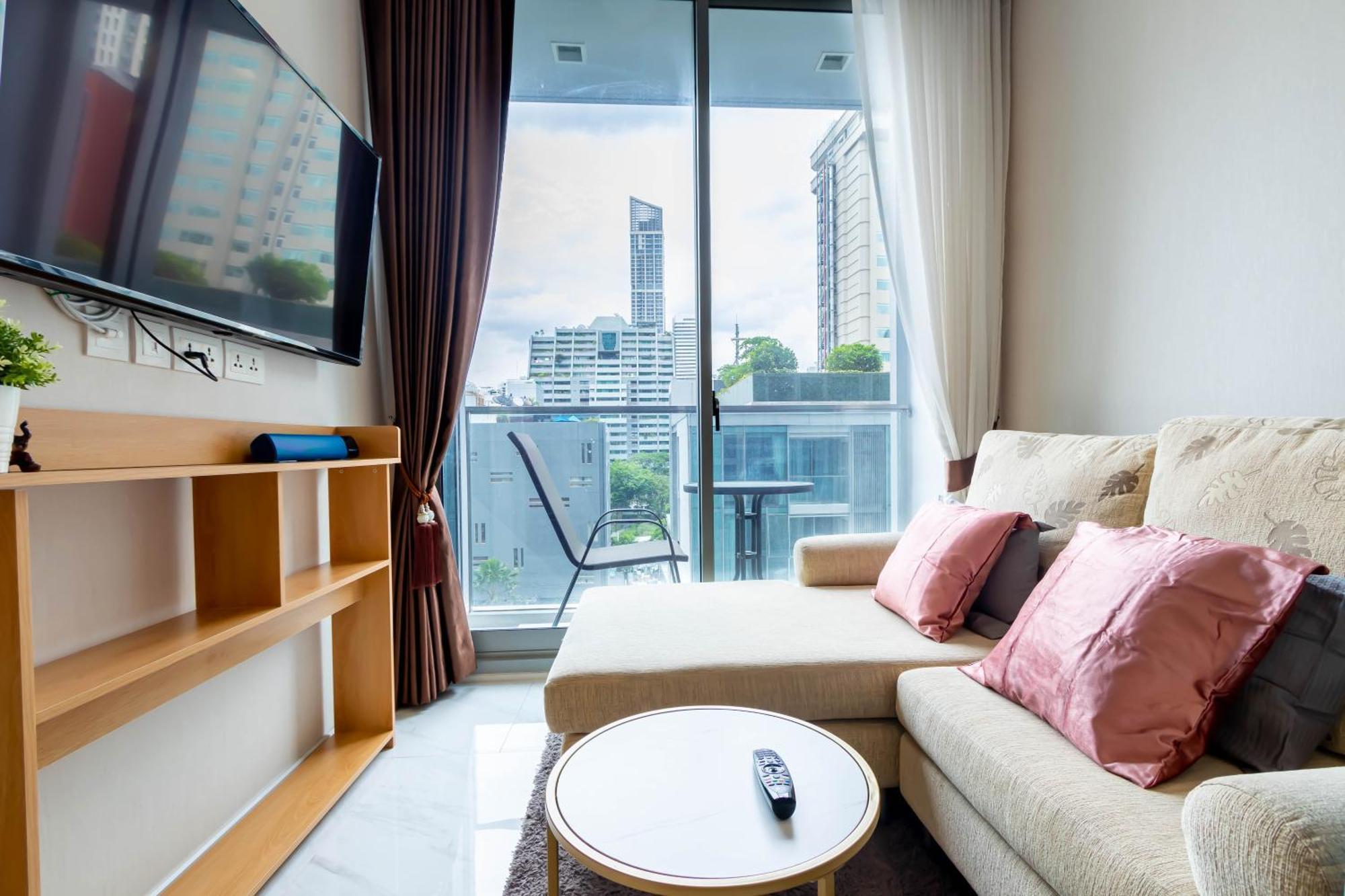 Hyde Sukhumvit 11 Branded Suites Bangkok Bagian luar foto