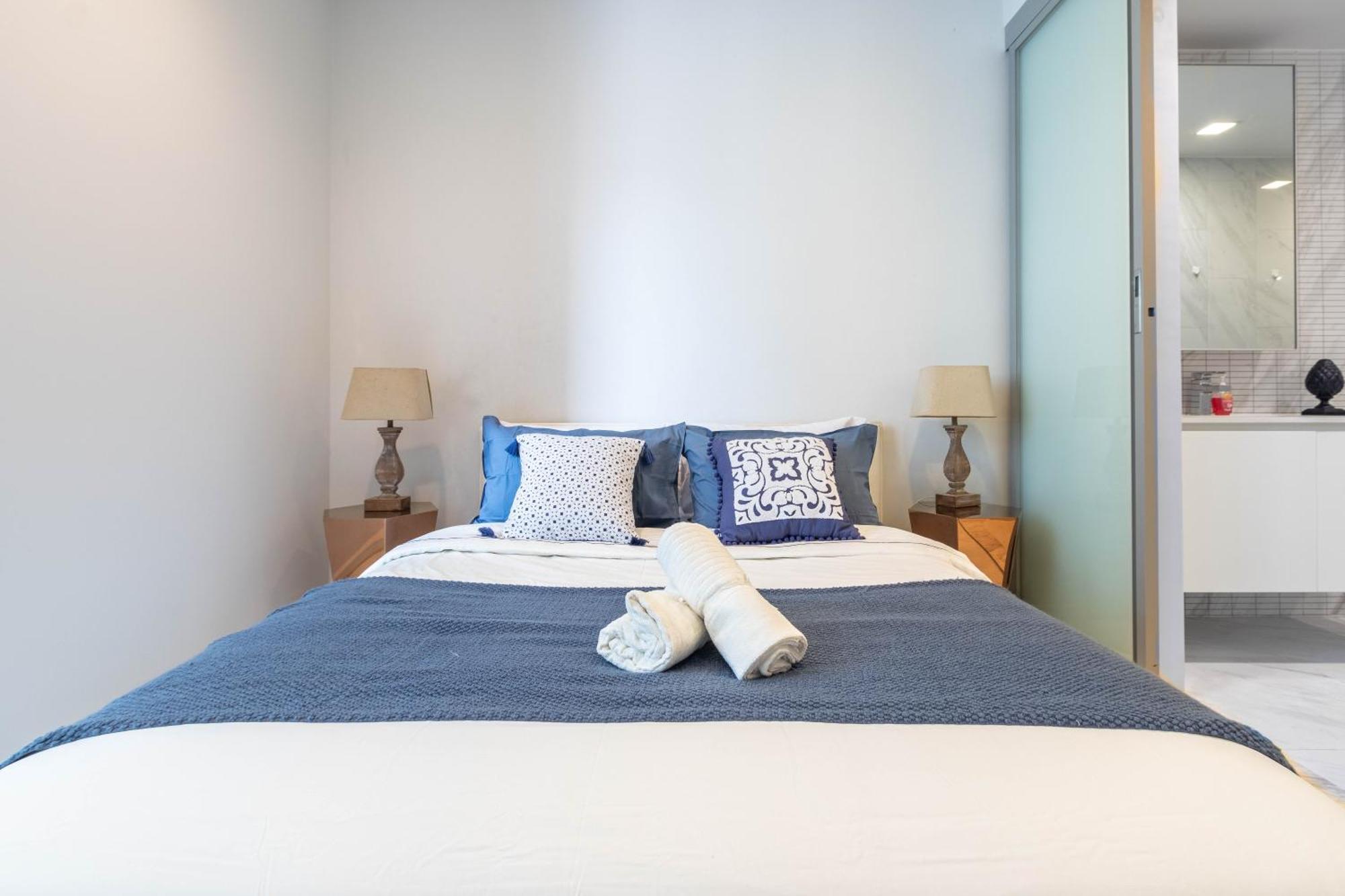 Hyde Sukhumvit 11 Branded Suites Bangkok Bagian luar foto