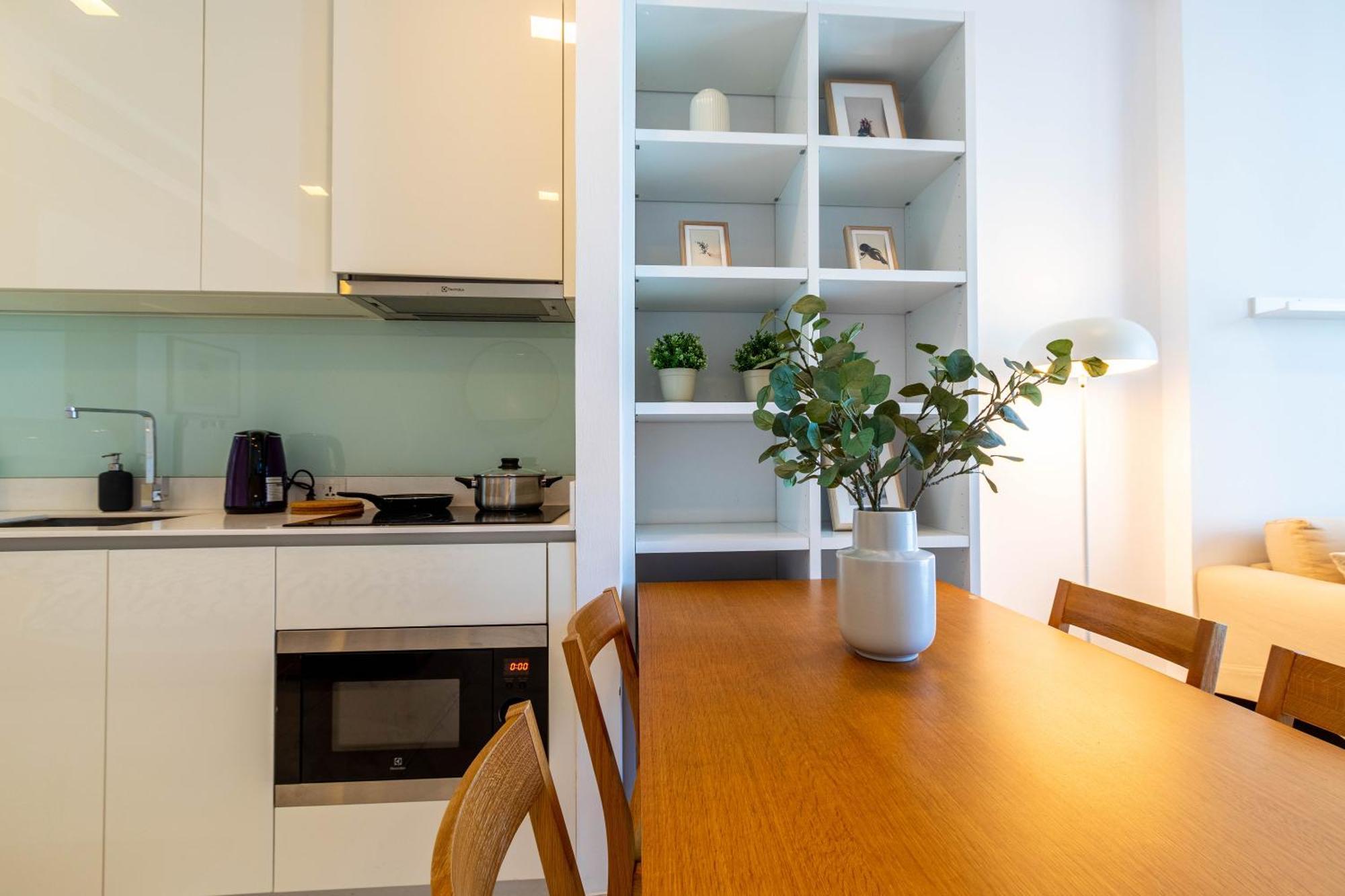 Hyde Sukhumvit 11 Branded Suites Bangkok Bagian luar foto